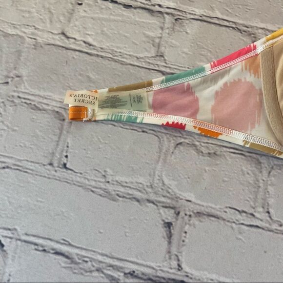 Victoria's Secret Padded Multi Color Bikini Top Size 34D - Picture 3 of 3